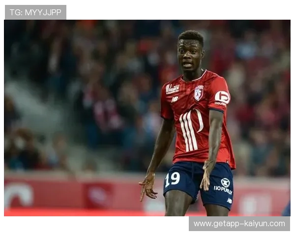 传闻:马赛有意冬窗引进里尔中场加强阵容深度 传闻:马赛有意冬窗引进里尔中场加强阵容深度